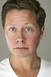 Florida Congressman（Peter Oldring饰演）