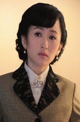和雅淑（杨蕊饰演）
