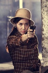 伊敏（吴佳尼饰演）