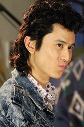 刘马力（严昆饰演）