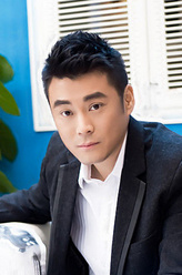 何书杰（唐旭饰演）