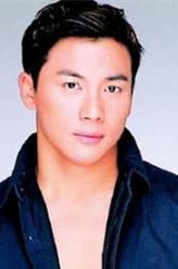 曹庆祥（江宏恩饰演）