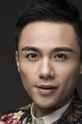 陈赓（刘岳饰演）
