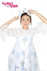 娜娜（梁洁饰演）