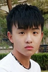 蔡小豆（郑伟饰演）