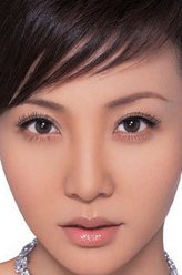 康小曼（陶红饰演）