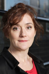 Jan（苏菲·汤普森饰演）