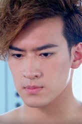 夏文曦（沈建宏饰演）