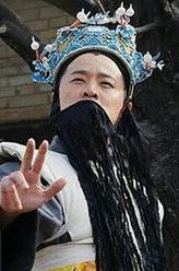 贺晨（赵锦焘饰演）