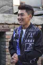 顾超（邬立朋饰演）