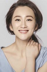 林莉（李玥饰演）