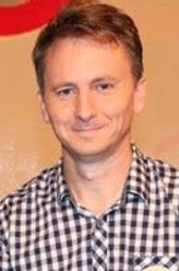 河国荣（河国荣饰演）