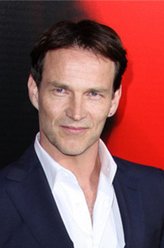 Bill Compton（史蒂芬·莫耶饰演）