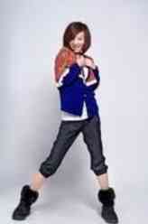 江丽英（陆纪依饰演）