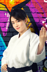 郁佳（陈昊宇饰演）