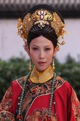 乌拉那拉·宜修/皇后（蔡少芬饰演）