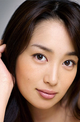 竹田久美（高梨临饰演）