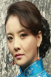 钱华（孙茜饰演）