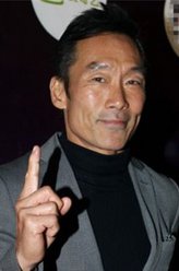 林向海（郑浩南饰演）