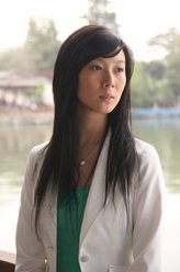 李青（张善淇饰演）