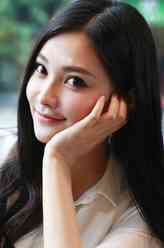 柯媛（王靓雅饰演）