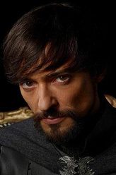 利拉奥伯爵（布莱克·瑞特森饰演）