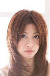 夏青柚（李千娜饰演）