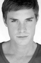 马克斯·布朗（马克斯·布朗饰演）