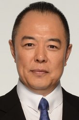 宋仁宗（张铁林饰演）