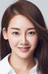 小七（苗苗饰演）