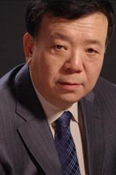 琪然父（马书良饰演）