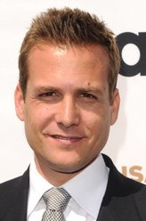 Harvey Specter（盖布瑞·马赫特饰演）