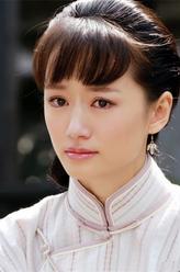 钱曼媛（乔乔饰演）