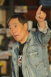 那安（白志迪饰演）