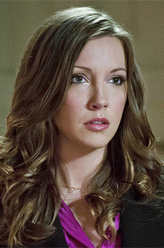 黛娜·罗瑞尔·兰斯/黑金丝雀（凯蒂·卡西迪饰演）