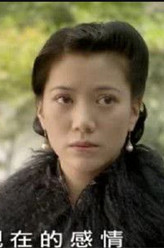 云芳（袁咏仪饰演）
