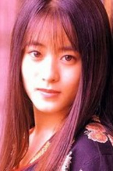 持田真树（持田真树饰演）