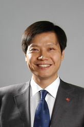 雷军（雷军饰演）