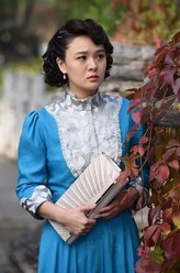 冯傲雪（陈思斯饰演）