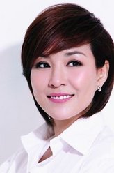 张雁南（李静饰演）