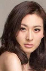 崔丽（杨亚饰演）