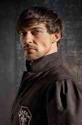 利拉奥伯爵（布莱克·瑞特森饰演）