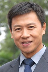 何兆海（胡亚捷饰演）