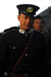 金萧（刘牧饰演）