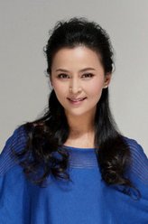 吴太妃（何音饰演）