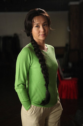 齐之芳（蒋雯丽饰演）