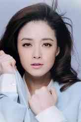 莹玉（蒋欣饰演）