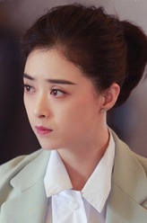汤宁（蒋欣饰演）