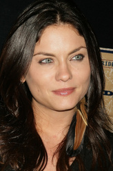 苏珊·贝·安东尼（乔迪·琳·欧基菲饰演）