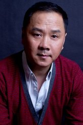 段德昌（曹力饰演）